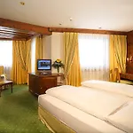 Hotel Edelweiss Hochsölden Superior 4*