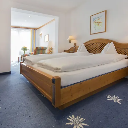 Отель Edelweiss Hochsoelden Superior 4*