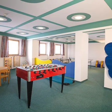 Отель Edelweiss Hochsoelden Superior 4*