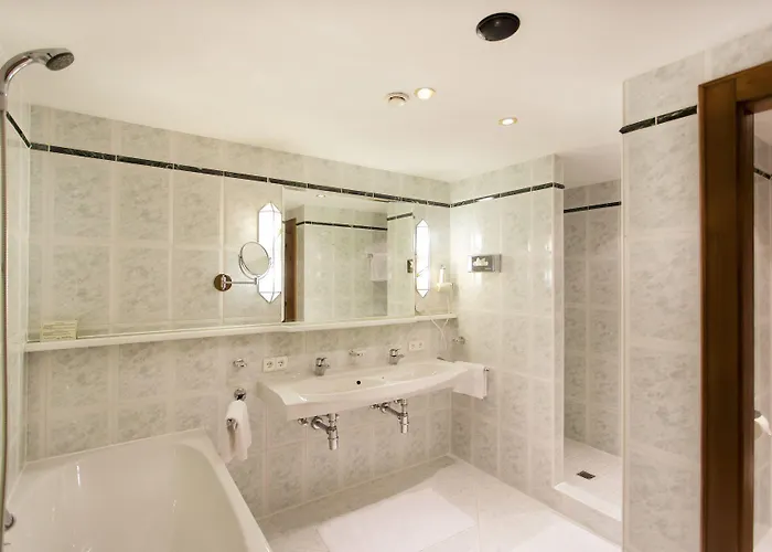 Edelweiss Hochsölden Superior Hotel