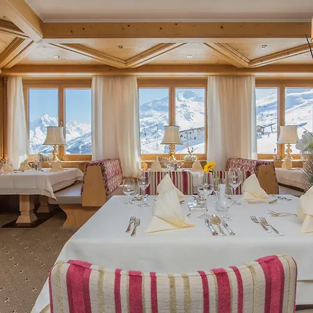Edelweiss Hochsoelden Superior Hotel